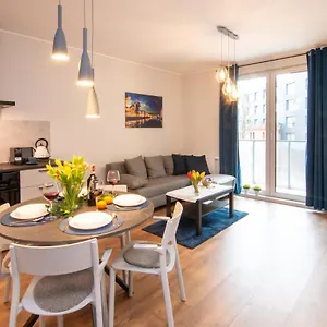 Maya's Flats & 51 - Aura 40 , Гданьск Польша